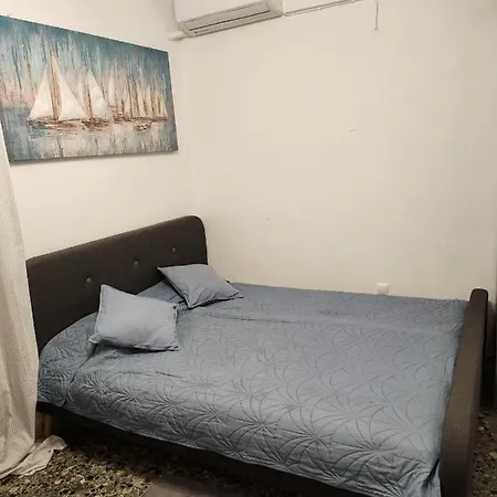 Agios Nikolaos Nei *